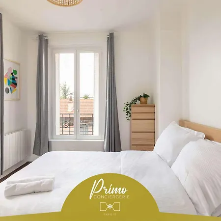 Le Dupont - Metro 13, 20 Min Champs-elysees